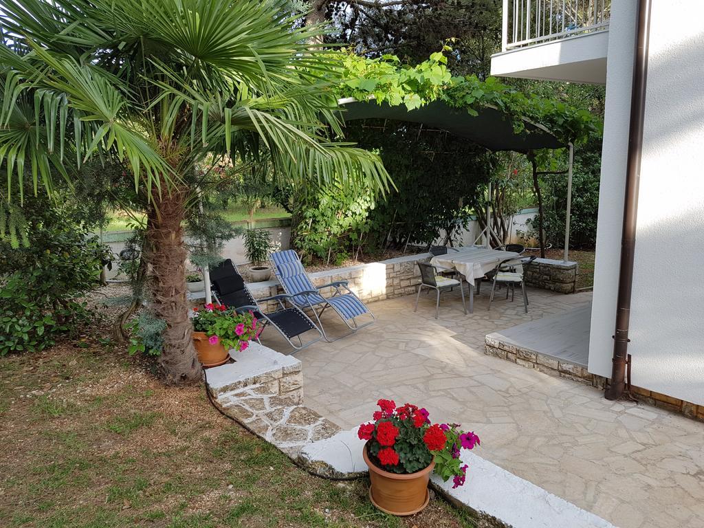 Villa Rosa With Yard And Children'S Playground Tar-Vabriga Zewnętrze zdjęcie
